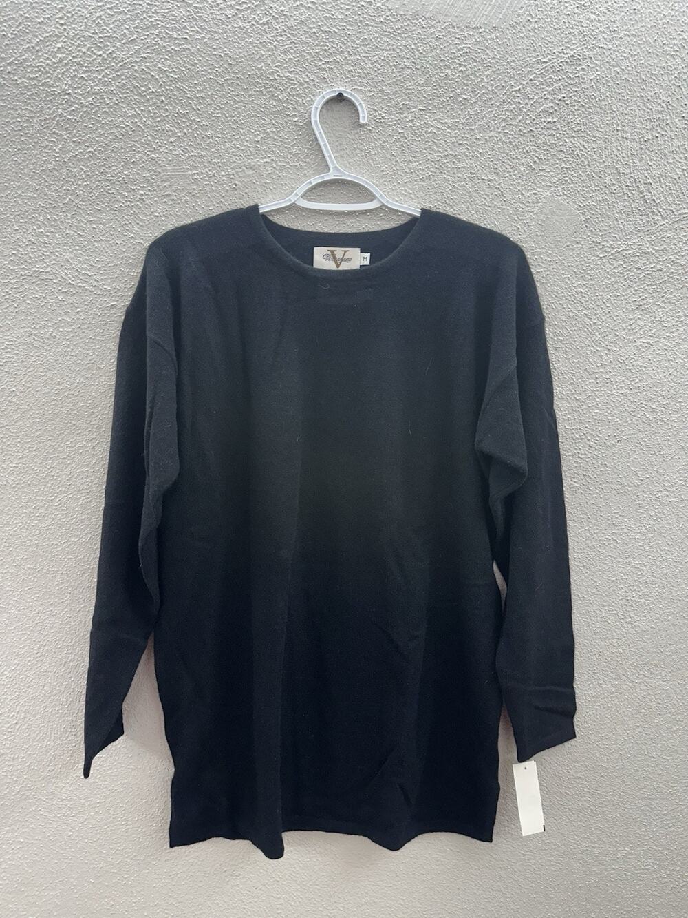 Verrazano Womens Sweater Size Medium Black Cashmere Pullover NWTs